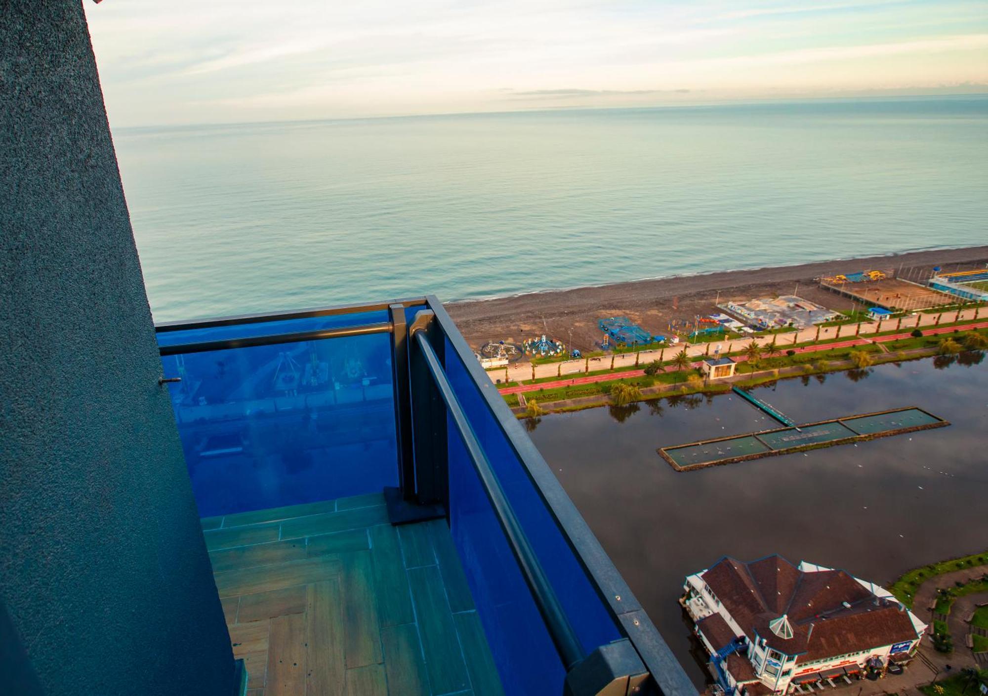 Panorama Orbi Beach Resort Center Suite Batumi Exterior foto