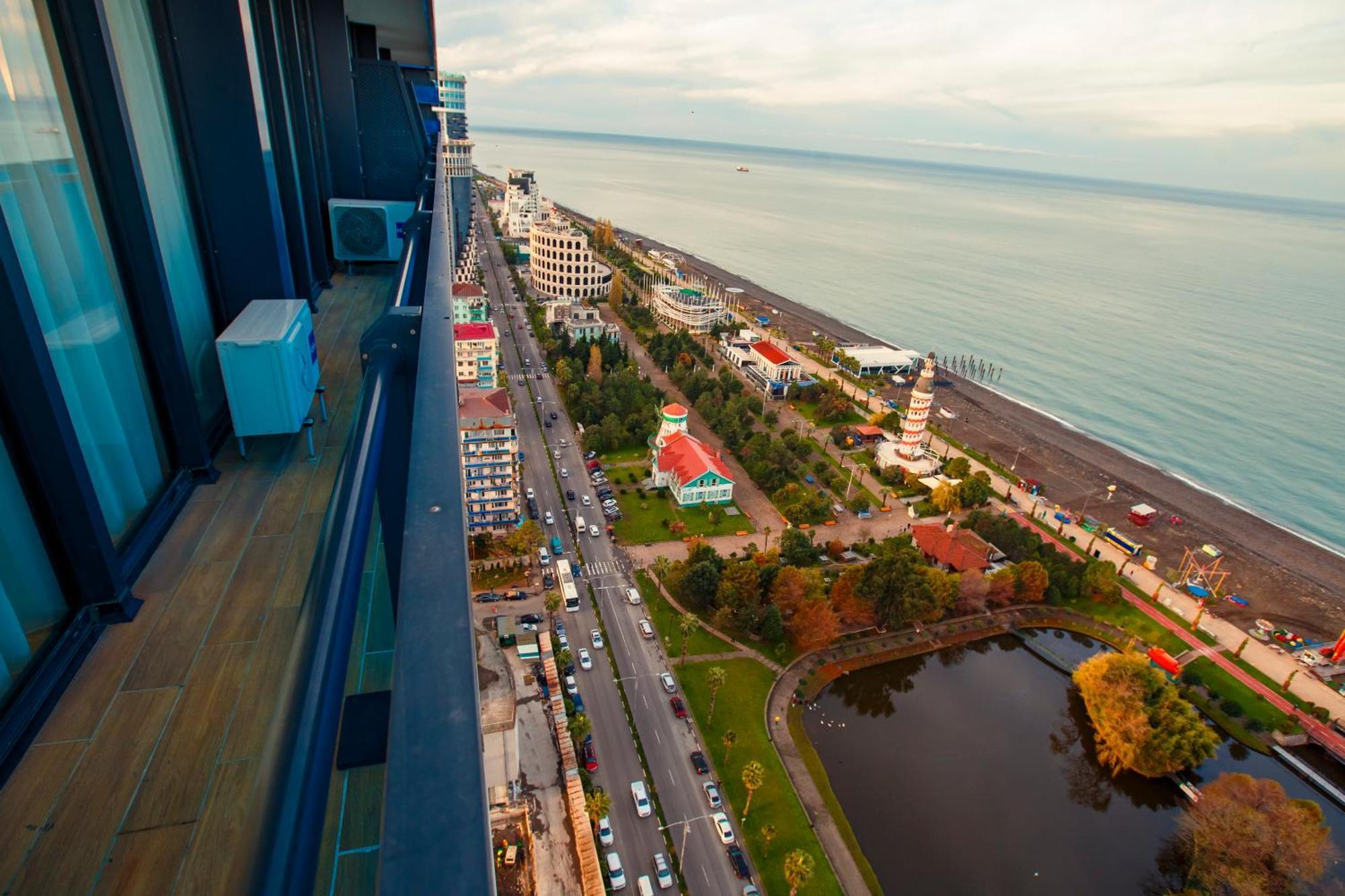 Panorama Orbi Beach Resort Center Suite Batumi Exterior foto