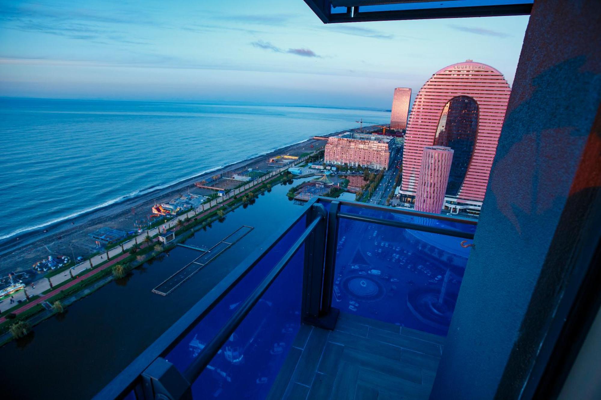 Panorama Orbi Beach Resort Center Suite Batumi Exterior foto